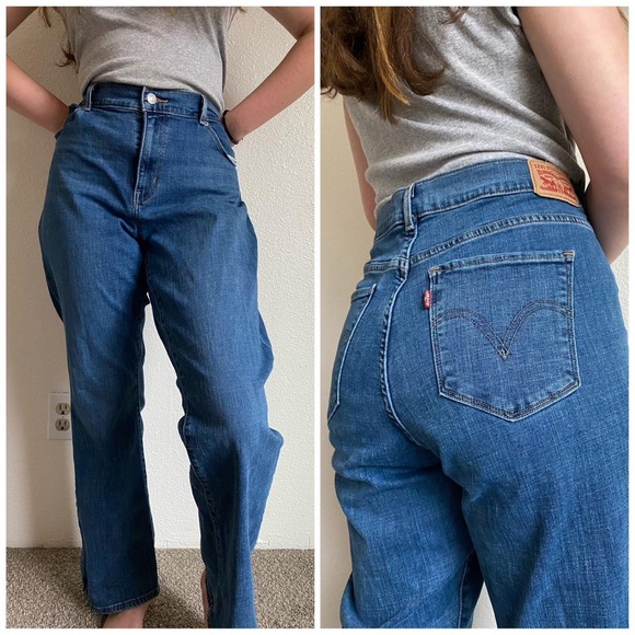 Preloved bootcut Levi jeans 🧵 - Picture 3 of 4